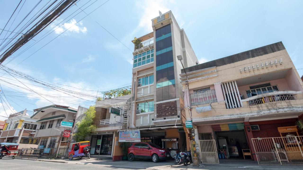 Hotel Reddoorz @ Paterno Street Tacloban Esterno foto